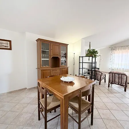K07 - Castelfidardo, Accogliente Trilocale Con Ampia Terrazza *